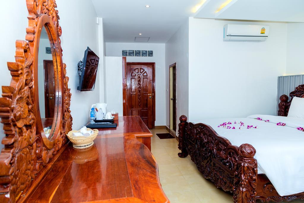 Paôy Pêt Ly Heng Chhay Hotel מראה חיצוני תמונה