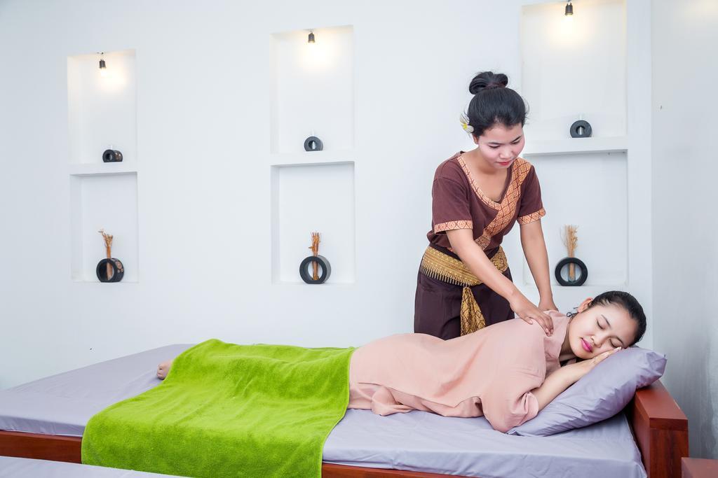 Paôy Pêt Ly Heng Chhay Hotel מראה חיצוני תמונה